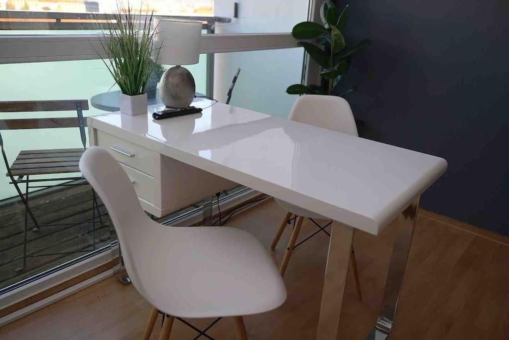 Luftiges Apartment Im Herzen Von Δρέσδη Εξωτερικό φωτογραφία